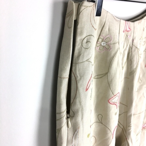 Linen Silk Blend Floral Embroidered Pants 10 - Picture 6 of 12